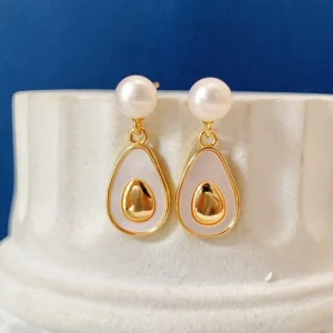 AAAA Quality 6-7mm white freshwater pearl earring, 18K Glod