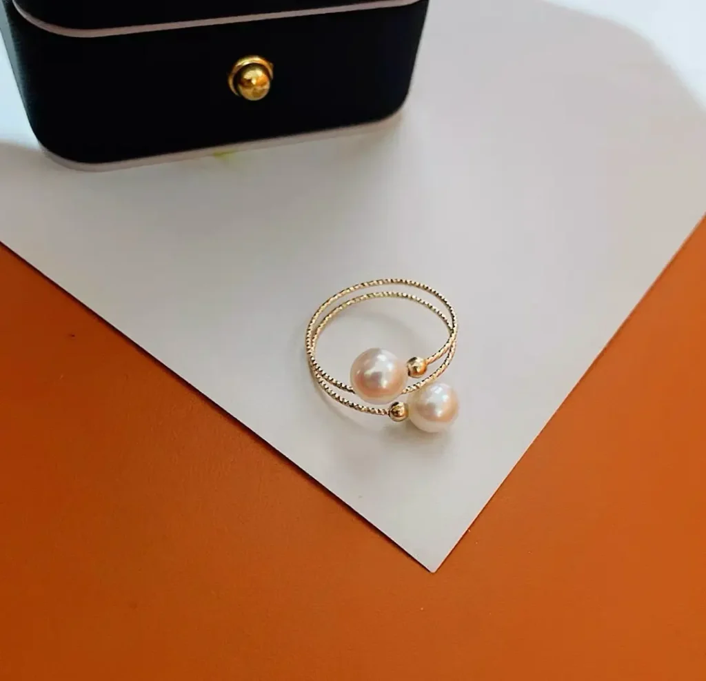6-7mm weißer runder Süßwasserperlenring, AAAA-Qualität, Kupferfassung AAAA Qualität 6-7mm weiße runde Süßwasserperle Ring, 18K Gold