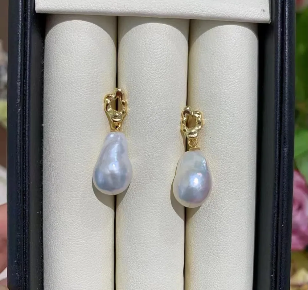 What Is a Baroque Pearl: 4 Stunning Facts 3 What Is a Baroque Pearl: 4 Stunning Facts