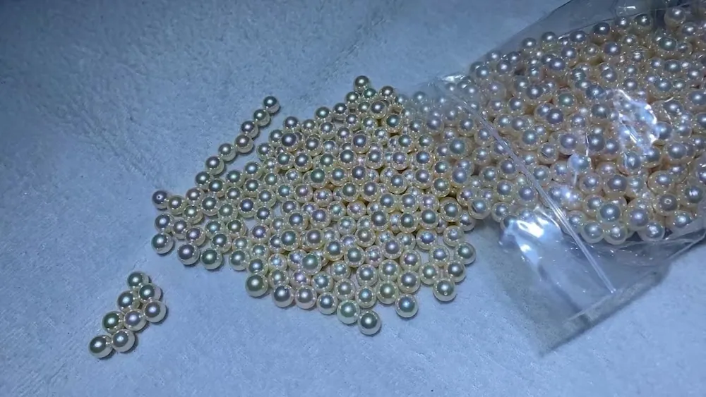 Different Types of Pearls: A Buyer's Guide to 7 Jewelry Varieties