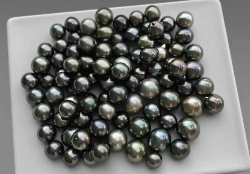 Different Types of Pearls: A Buyer's Guide to 7 Jewelry Varieties