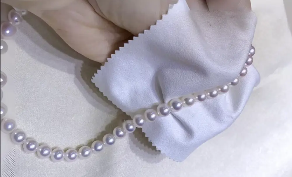 How to Clean Pearls: A Professional Guide to Maintenance and Storage