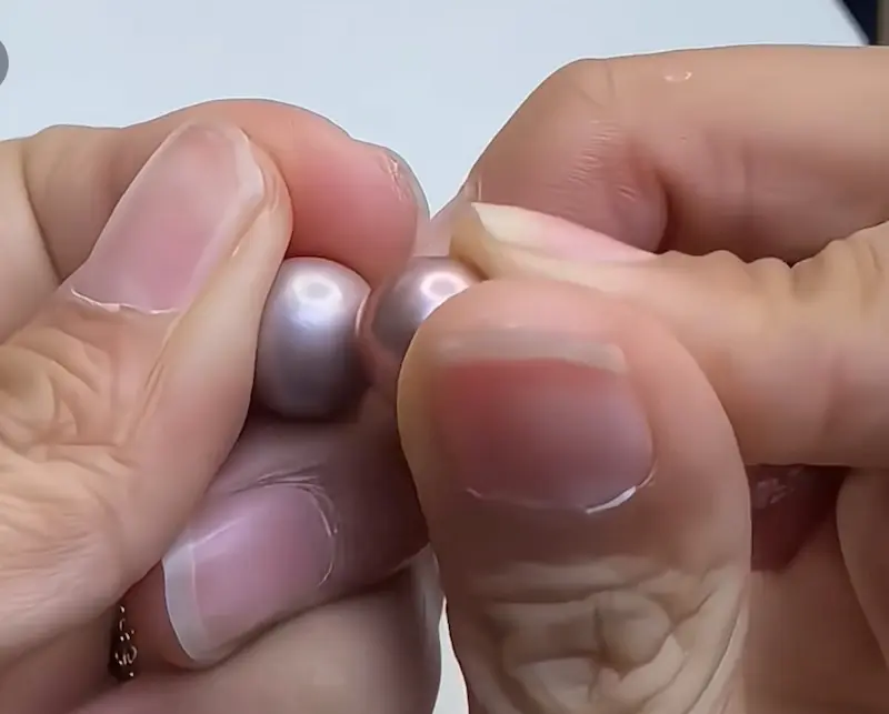 How Can I Tell If Pearls Are Real? 9 Tips to Identify Real Pearls 1 Rubbing Test tell real pearl
